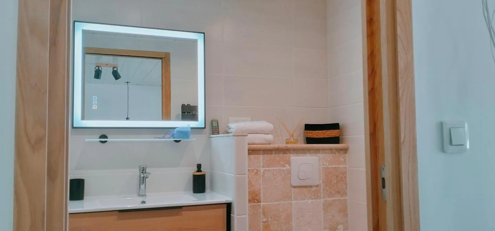 Apartman Gite Avec Piscine Grignan