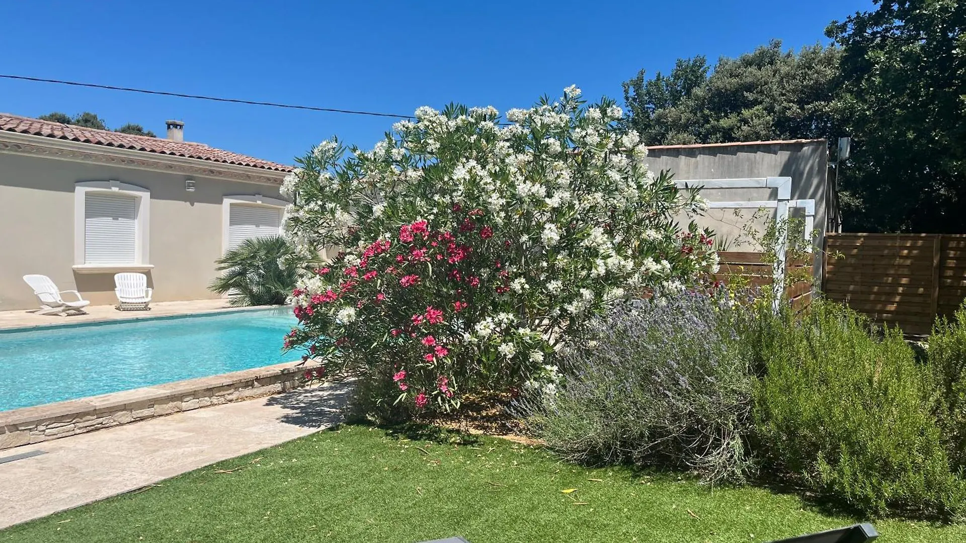 Apartman Gite Avec Piscine Grignan